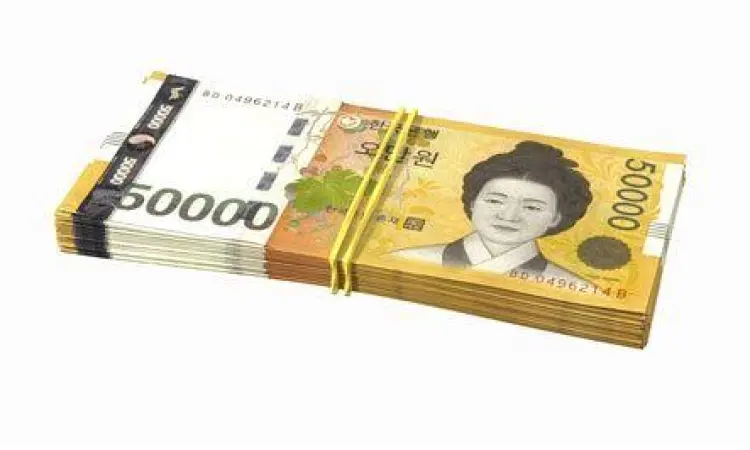 Uang Won Korea Selatan Tumpukan uang kertas Won Korea Selatan