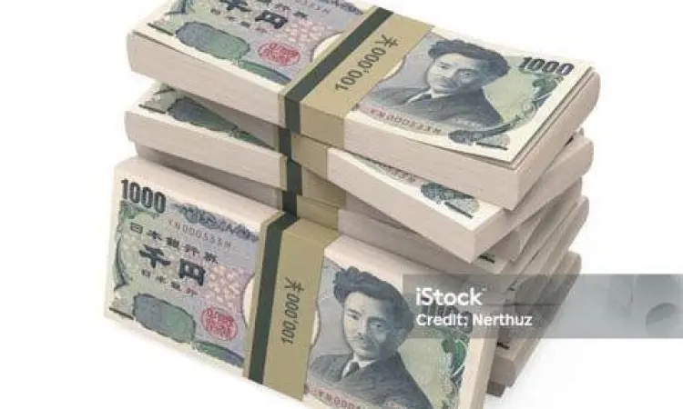 Tumpukan uang kertas Yen Jepang pecahan 10000