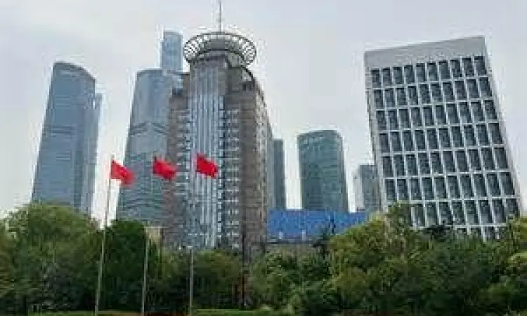 Pusat ekonomi Shanghai China sebagai pusat keuangan