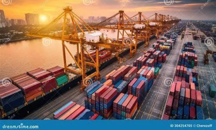 Pelabuhan logistik perdagangan internasional