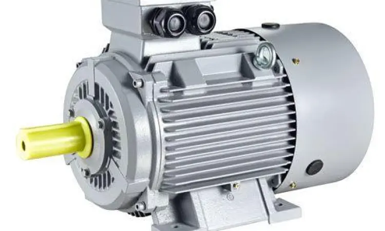 Motor listrik industri dengan label spesifikasi HP