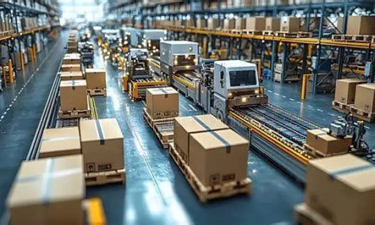 Tumpukan Koli di Gudang paket koli di gudang logistik