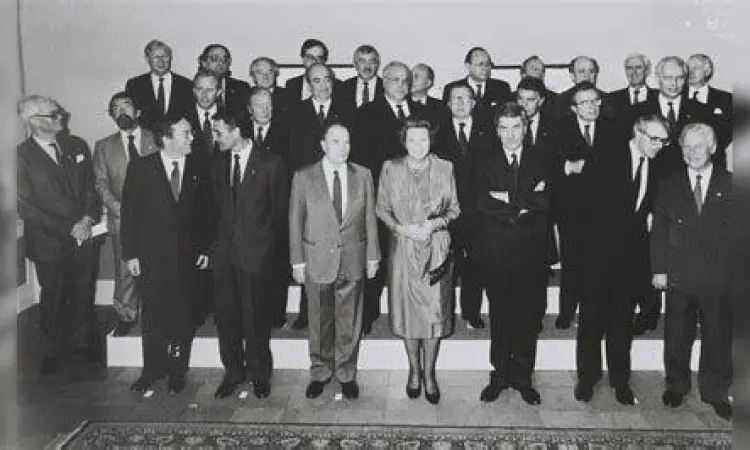 Sejarah Uni Eropa Penandatanganan Perjanjian Maastricht