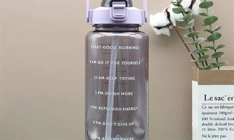 Botol Air Minum Standar Botol air 1.5 liter yang setara 1500ml