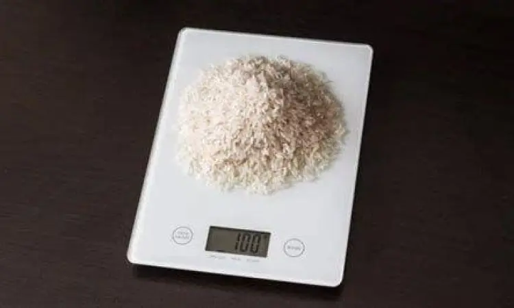 Menimbang beras untuk zakat dan fidyah
