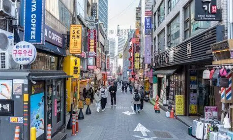Myeongdong Seoul Kawasan perbelanjaan Myeongdong di Seoul Korea Selatan