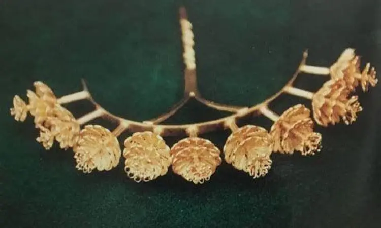 Perhiasan emas tradisional Aceh dalam satuan mayam