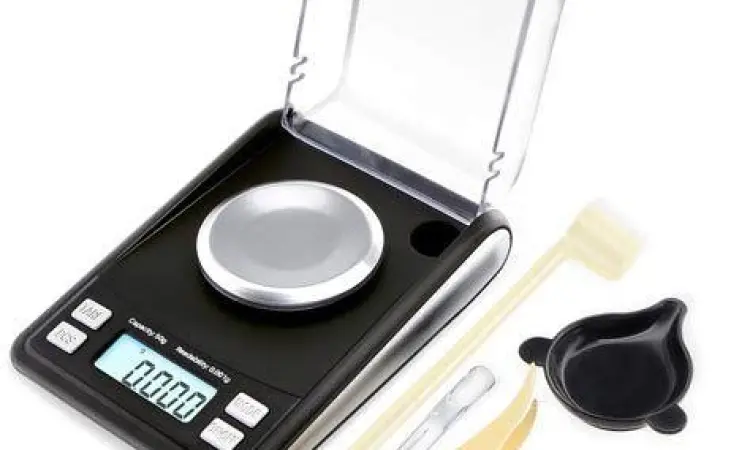 Timbangan digital miligram untuk pengukuran akurat