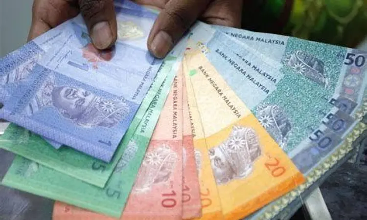 Uang kertas Ringgit Malaysia dalam berbagai denominasi